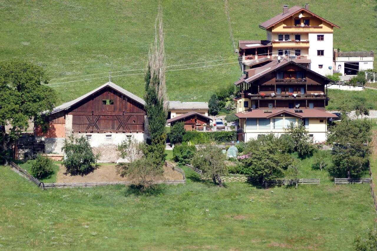 Pension Pichlerhof Stall Exterior photo